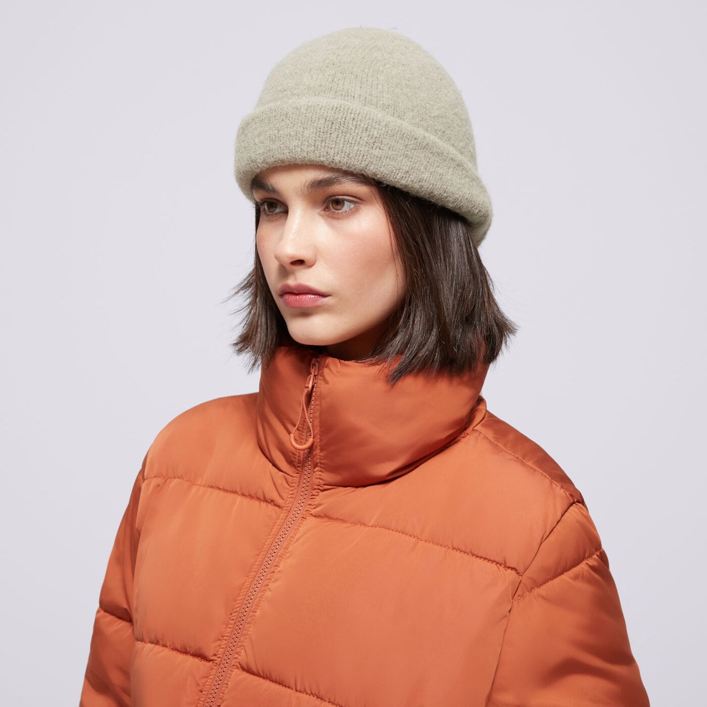 Kurtka zimowa damska VANS KURTKA ZIMOWA MTE AUBREY PRIMALOFT PUFFER vn000hjvc9j1 kolor pomarańczowy