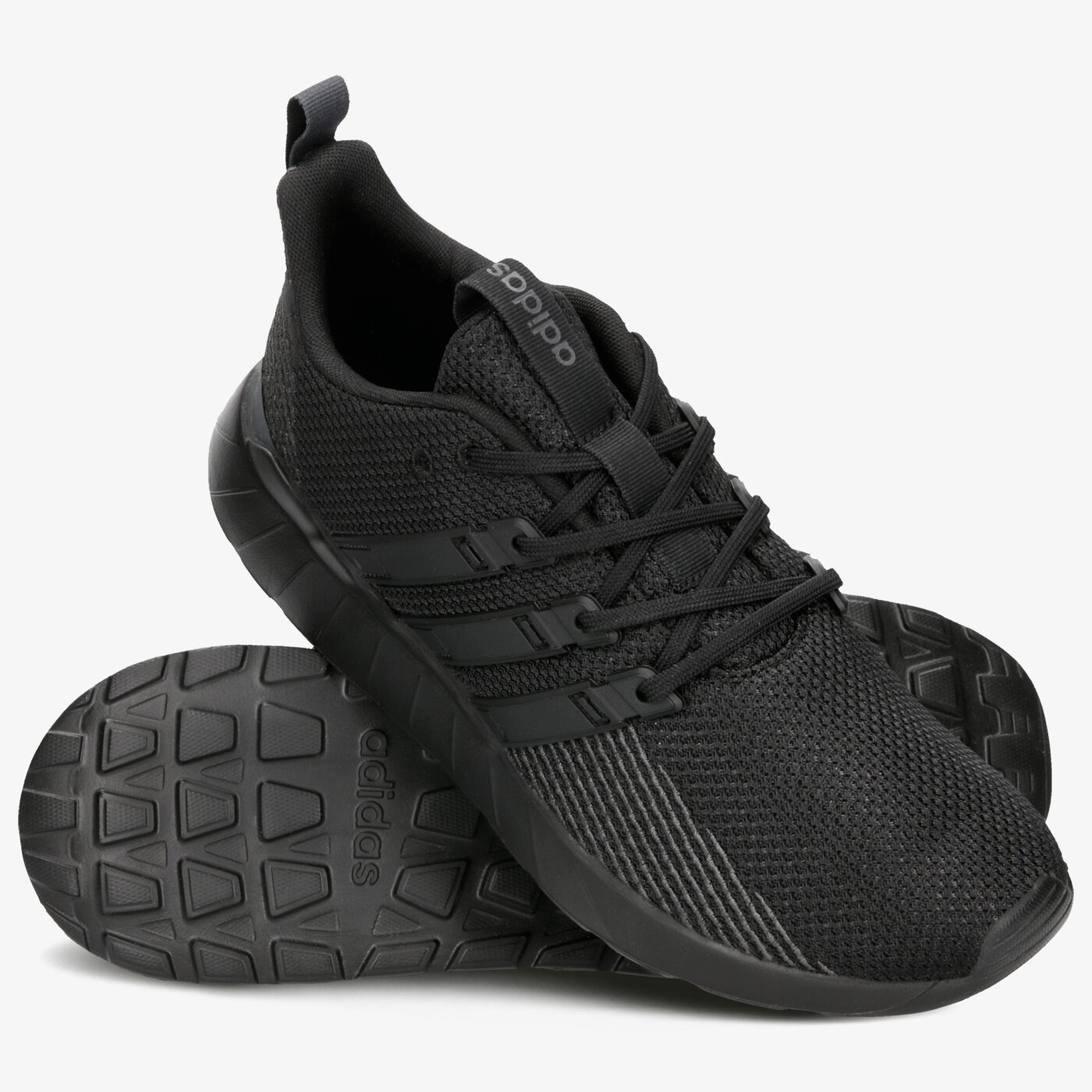 adidas questar flow cena