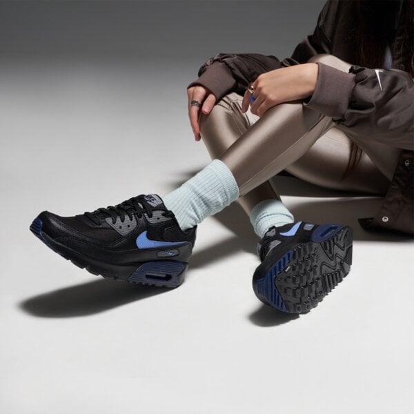 Buty dziecięce NIKE AIR MAX 90 NN GS hq3812-001 kolor czarny