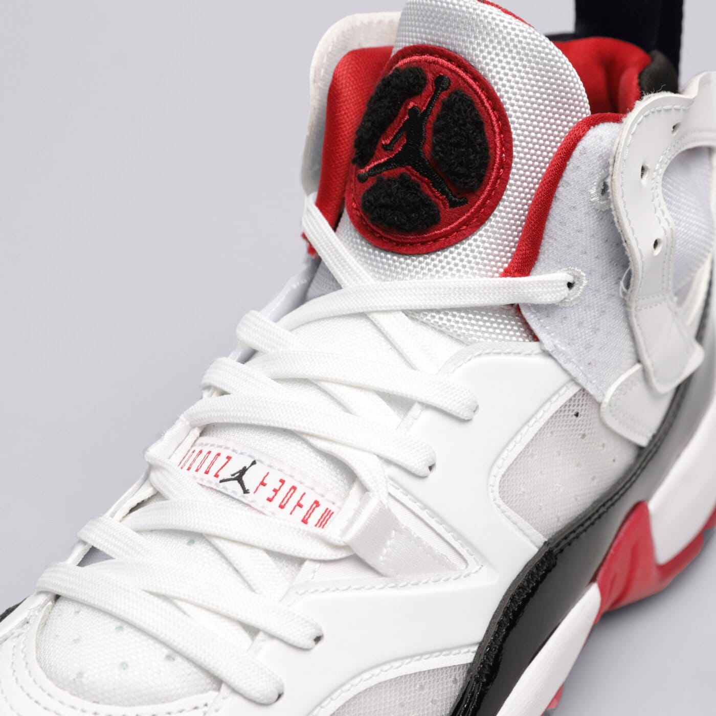 Buty sportowe męskie JORDAN JUMPMAN TWO TREY  do1925-106 kolor biały