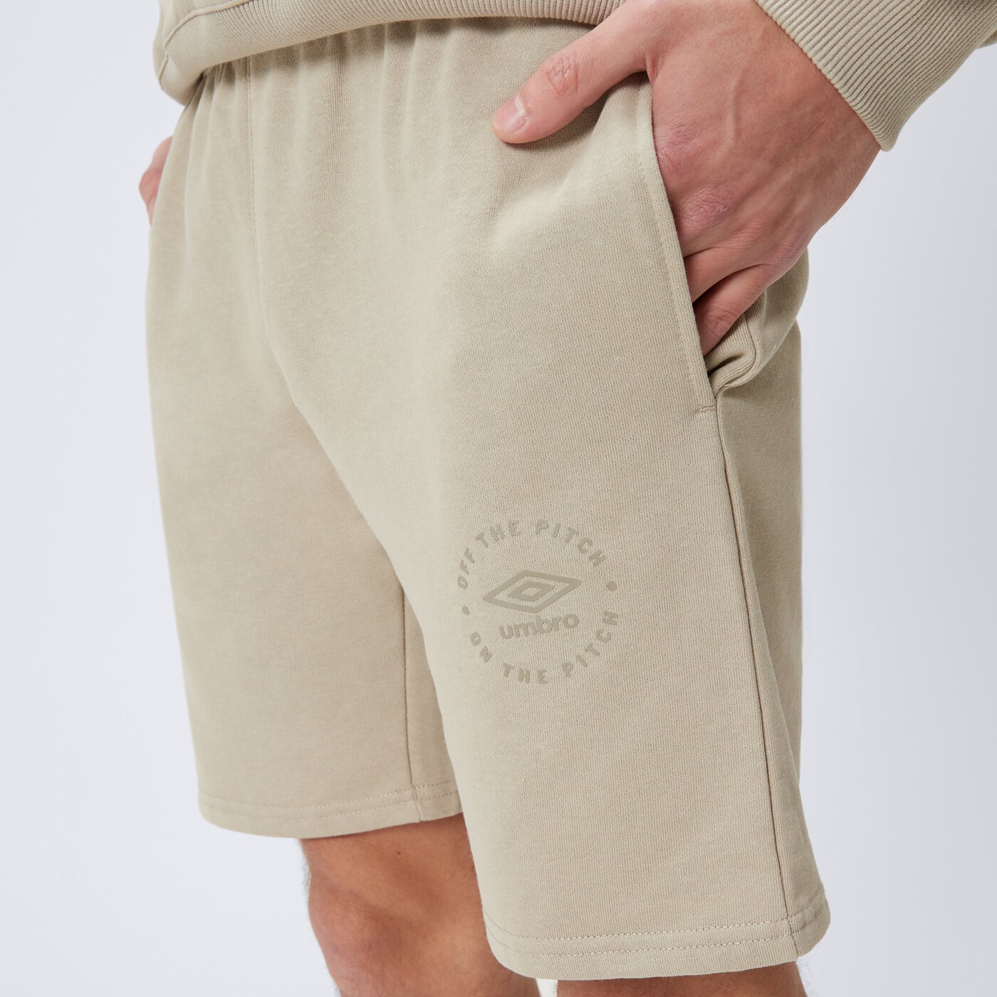 Spodenki męskie UMBRO SZORTY RLXD SHORT 66608u-mru kolor szary