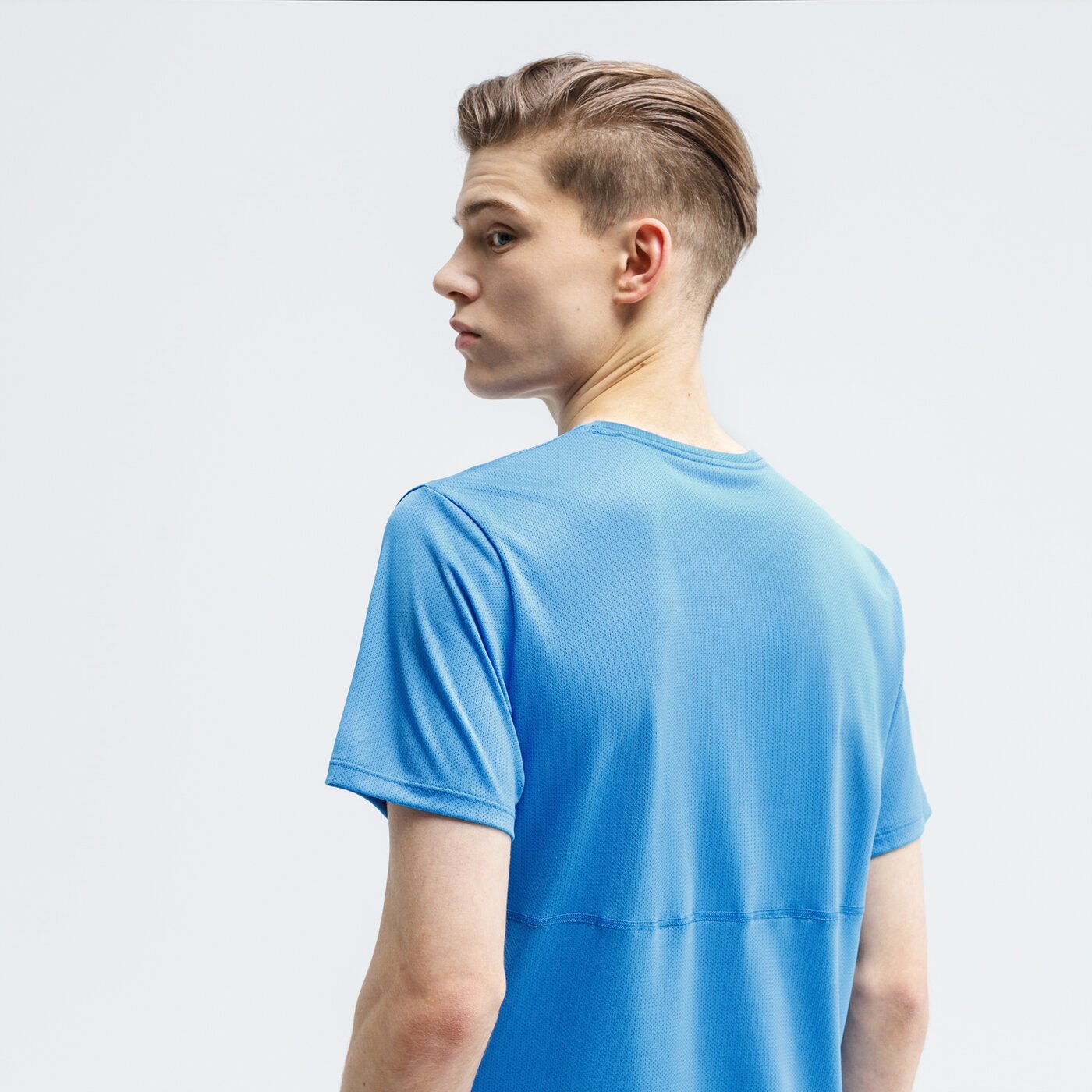 Koszulka męska NIKE T-SHIRT M NK BREATHE RUN SS WR PO GX cj5386-402 kolor niebieski