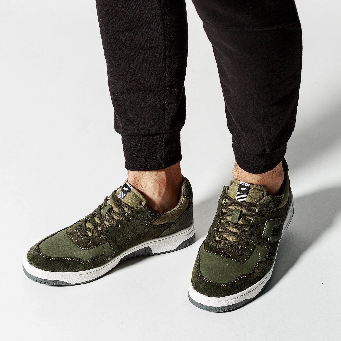 Buty sportowe męskie LOTTO TRACER NU t6500 kolor zielony