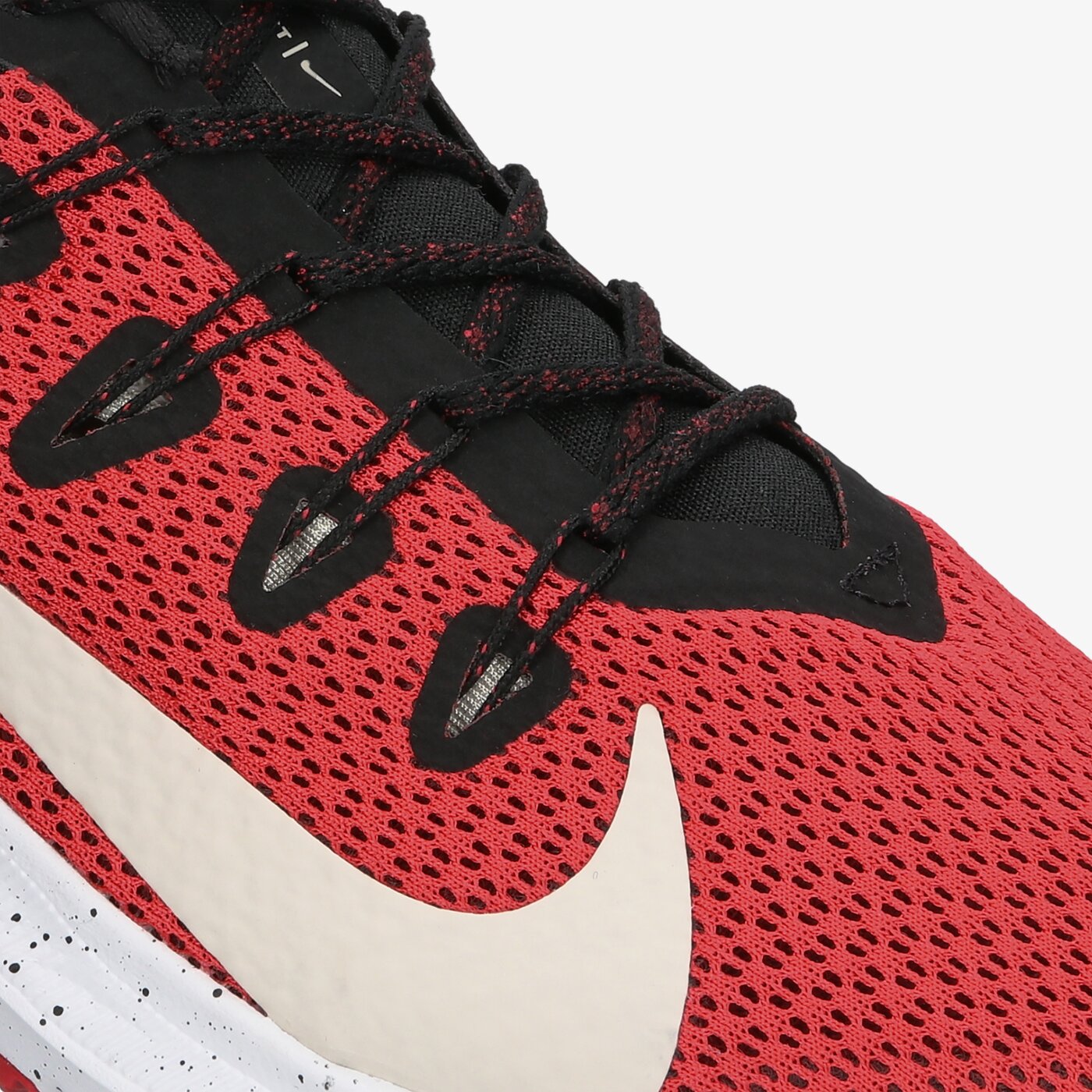 Buty do biegania męskie NIKE QUEST 2 SE cj6185-600 kolor czerwony