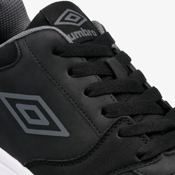 Buty outdoor męskie UMBRO MAKALU ummo218011 kolor czarny