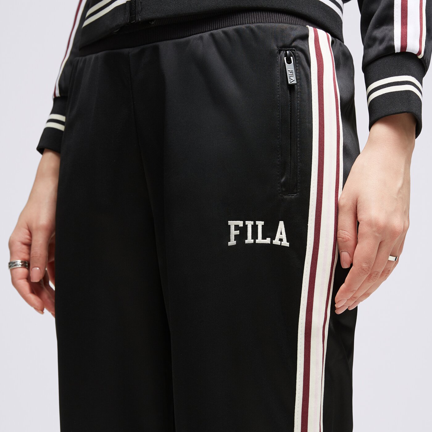 Bluza damska FILA BLUZA Z KAPTUREM STRIPE PLY JKT BK/PK koablk kolor czarny