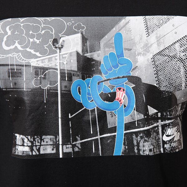 Koszulka męska NIKE T-SHIRT AF1 IMAGE TEE 618942010 kolor czarny