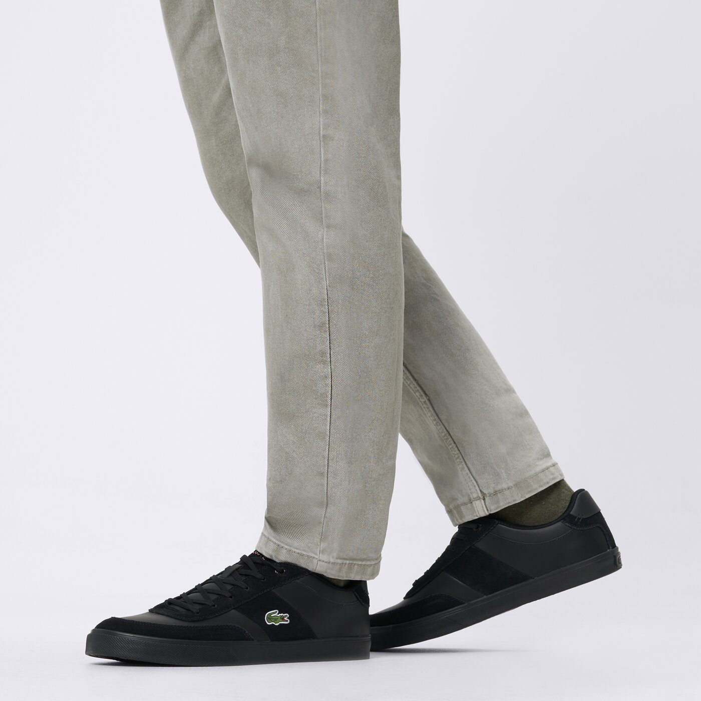 Buty sportowe męskie LACOSTE COURT MASTER PRO 2222SMA 744sma008402h kolor czarny