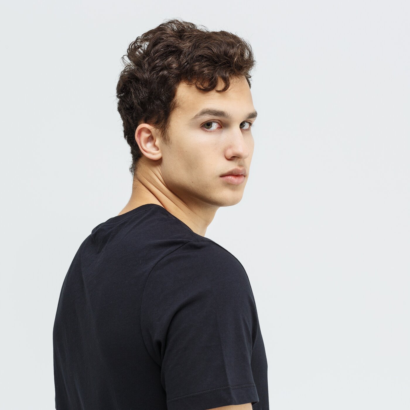 Koszulka męska NIKE T-SHIRT SS M NSW SS AIR 2 bv7639-010 kolor czarny