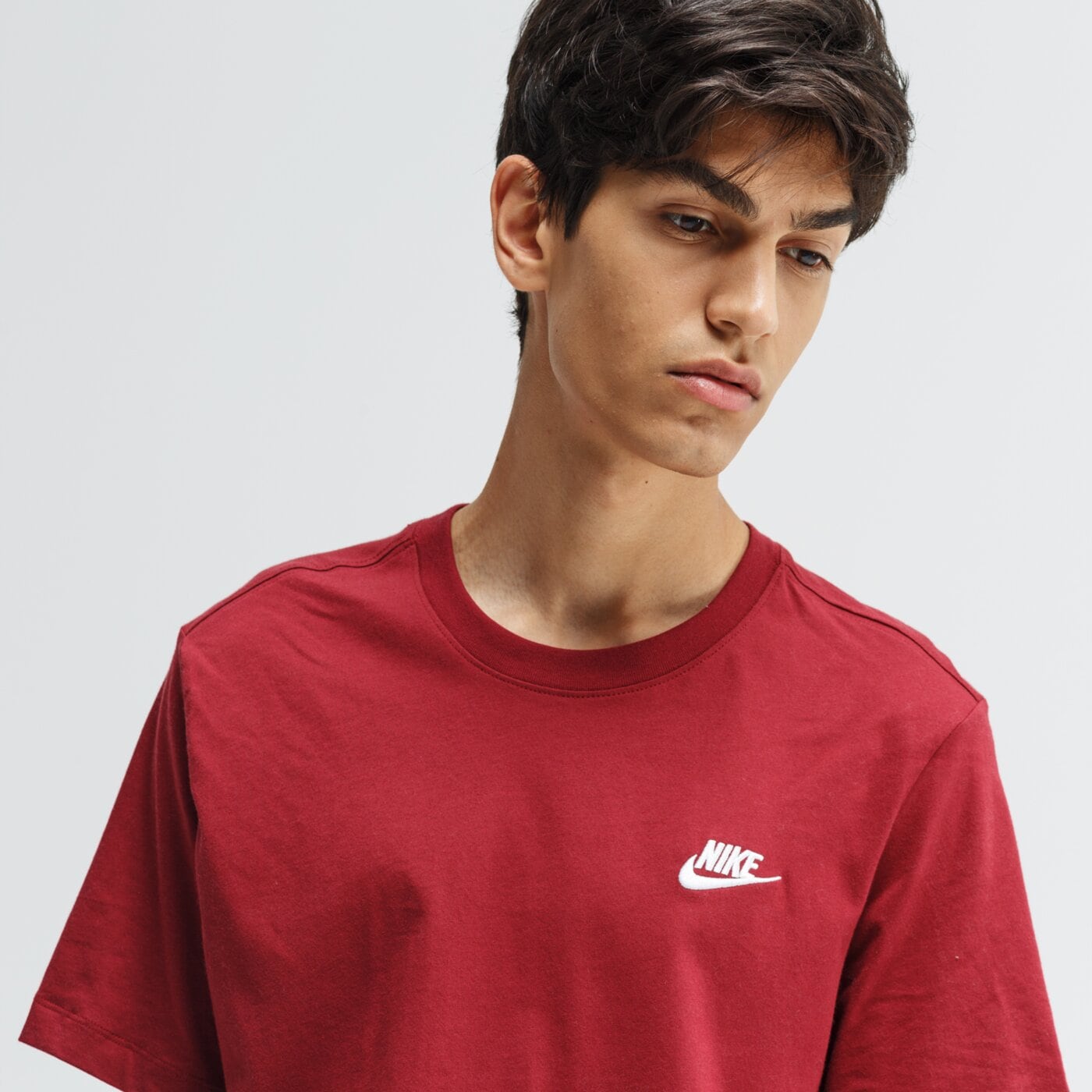 Koszulka męska NIKE T-SHIRT SPORTSWEAR CLUB ar4997-677 kolor bordowy