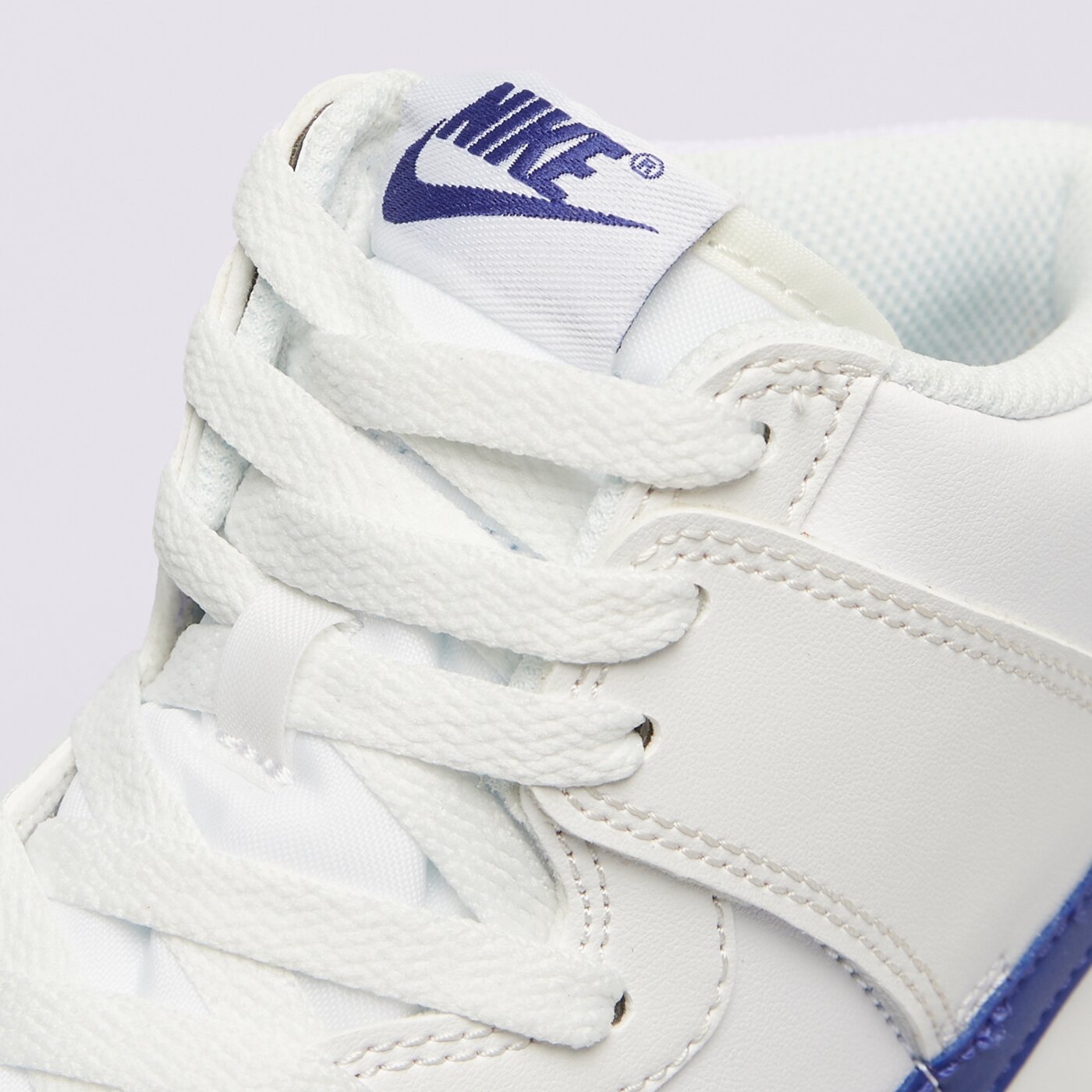 Buty sportowe męskie NIKE DUNK HI RETRO dv0828-101 kolor biały