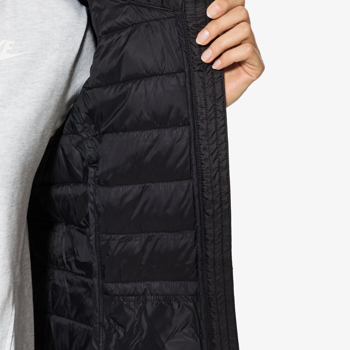 Kurtka zimowa damska FEEWEAR PŁASZCZ NICE fwv37kud02001 kolor czarny