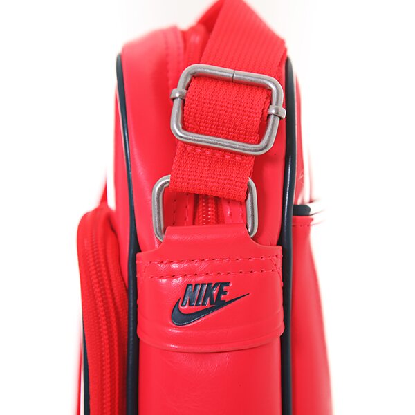 Torba sportowa damska NIKE TORBA HERITAGE SI SMALL ITEMS II ba4270633 kolor czerwony