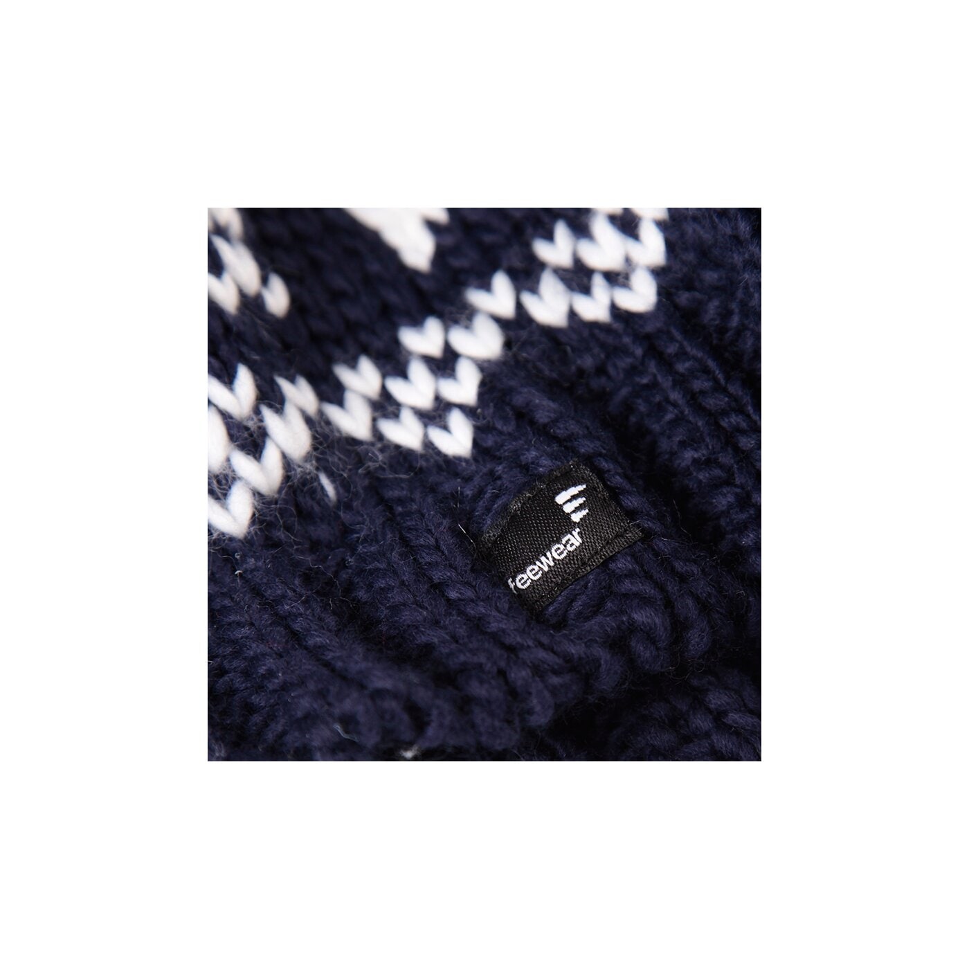 Czapka zimowa damska FEEWEAR CZAPKA POMPOM PATTERN NORWEGIAN fw33cad02b kolor granatowy