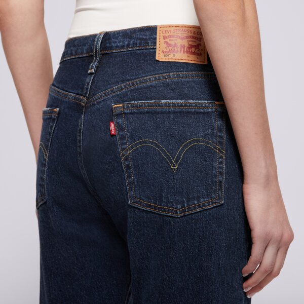 Spodnie dresowe damskie LEVI'S SPODNIE 501 SKINNY 29502-0201 kolor granatowy