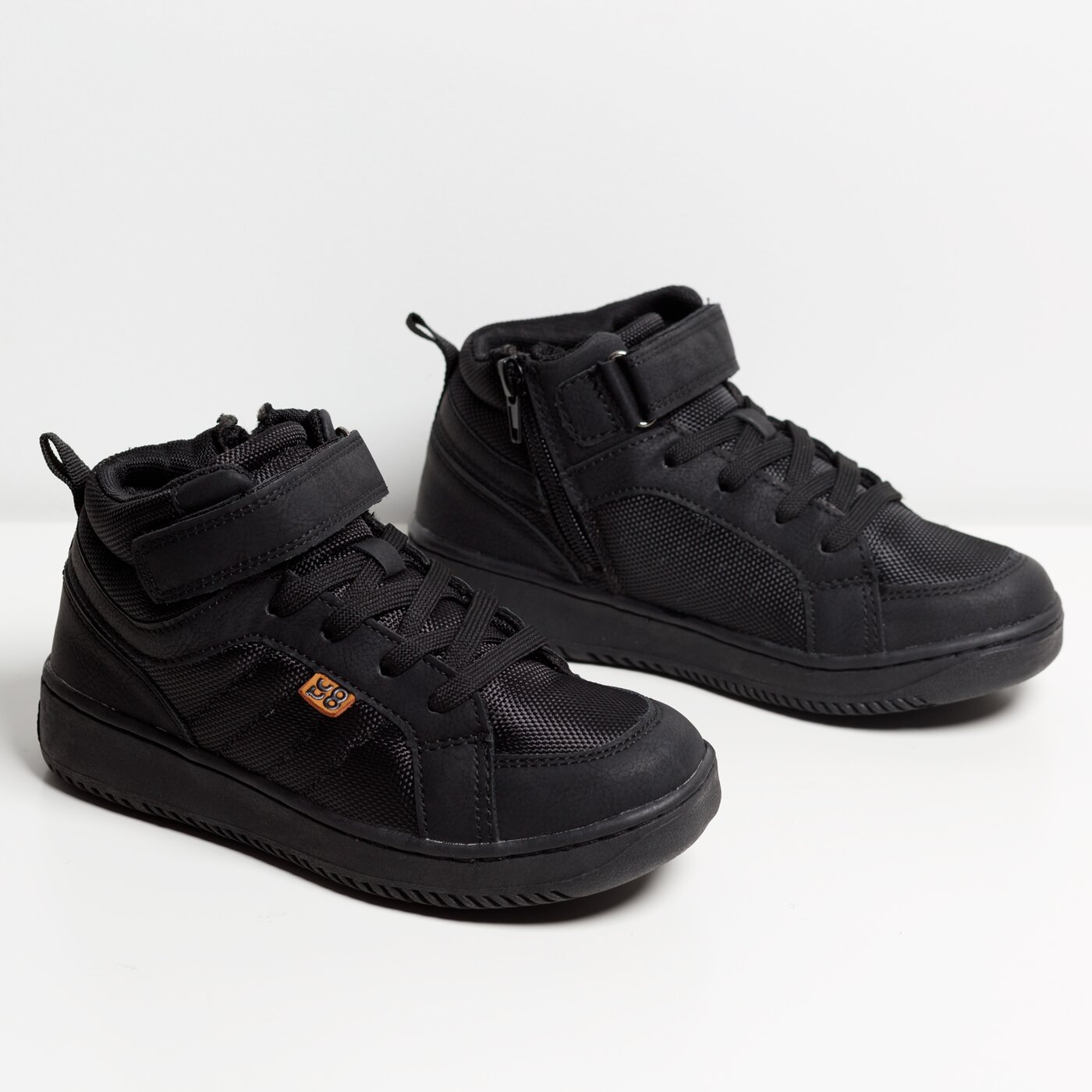 Buty dziecięce UP8 LOGAN KIDS  upjkl221001 kolor czarny