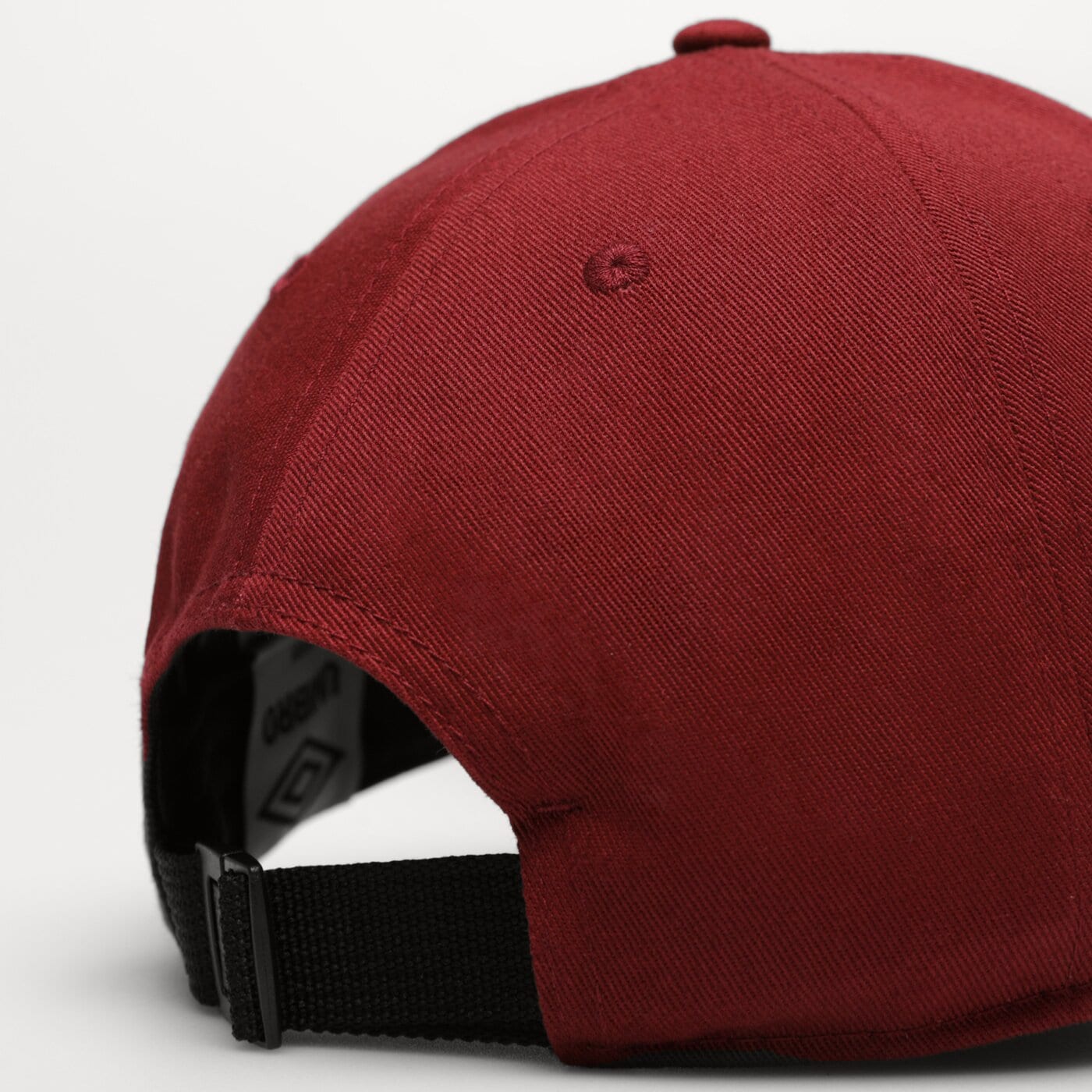 Czapka z daszkiem damska UMBRO CZAPKA VARSITY CAP 66320u-lsv kolor bordowy