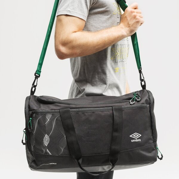 Torba sportowa damska UMBRO TORBA CARNBE ul120tom37001 kolor czarny