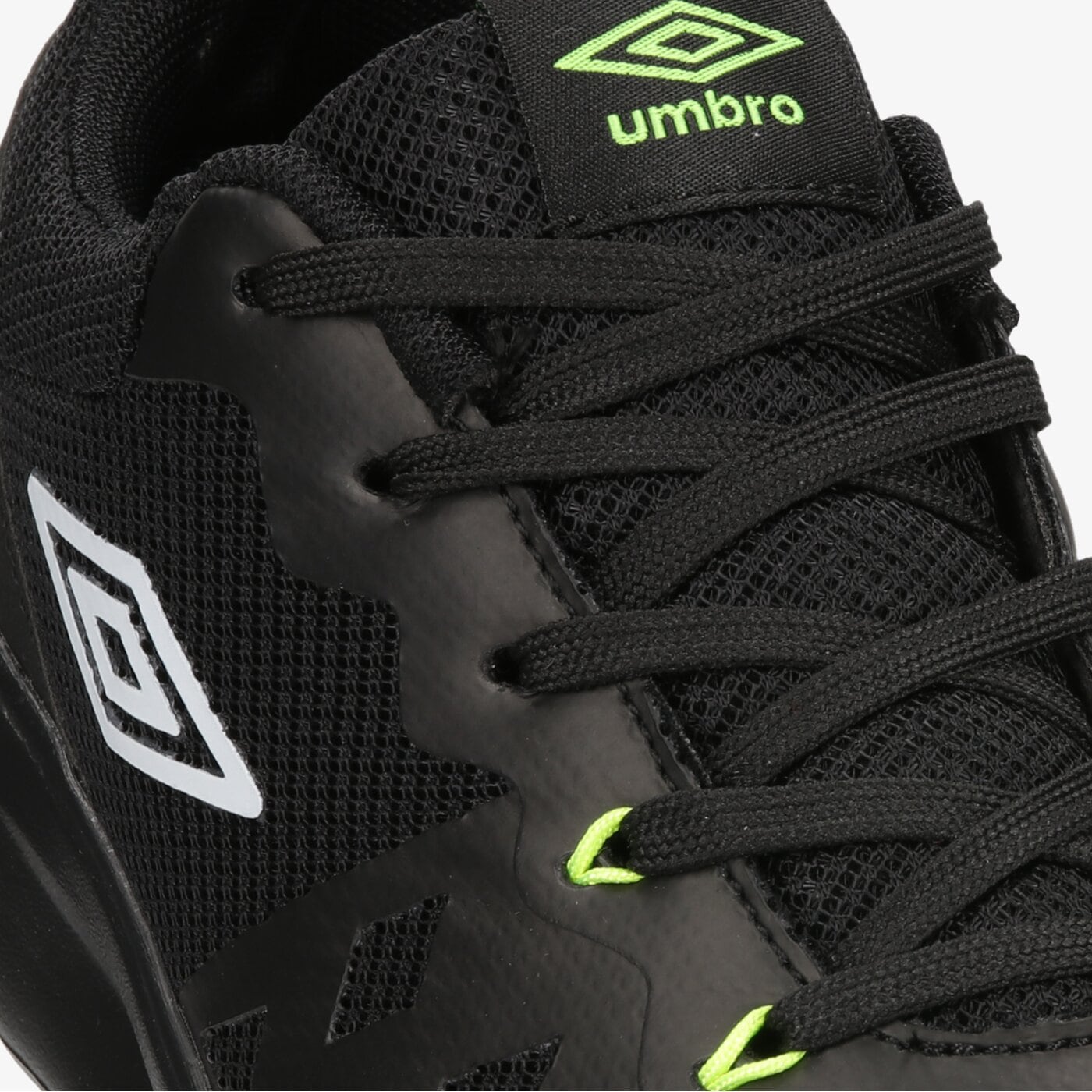 Buty sportowe męskie UMBRO SKYLER umml122027 kolor czarny