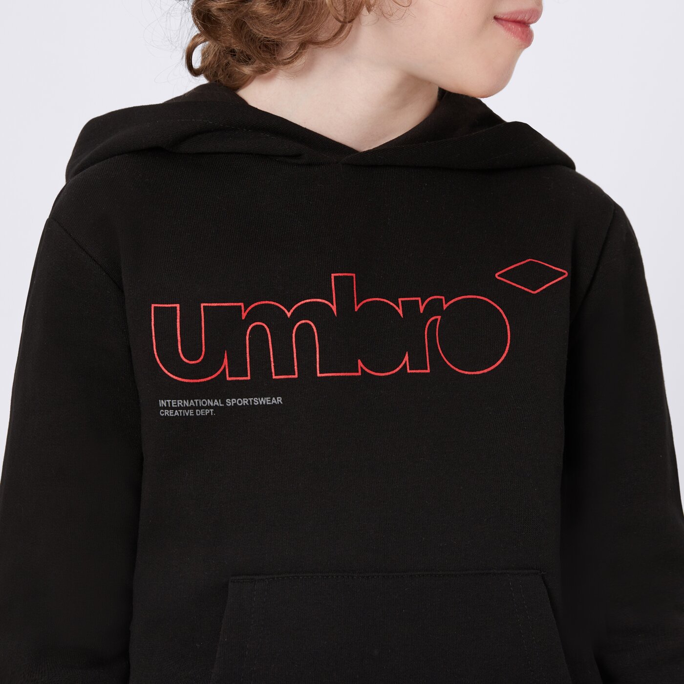 Bluza dziecięca UMBRO BLUZA Z KAPTUREM BUHO JR ul125blmj0201 kolor czarny