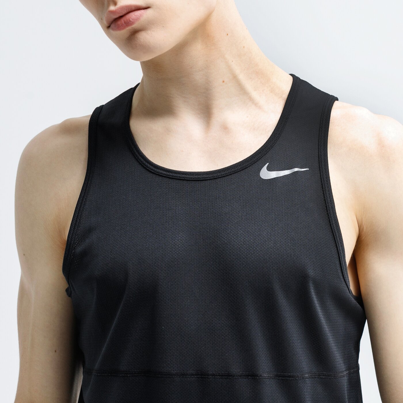 Tank top męski NIKE TANK M NK BREATHE RUN cj5388-010 kolor czarny