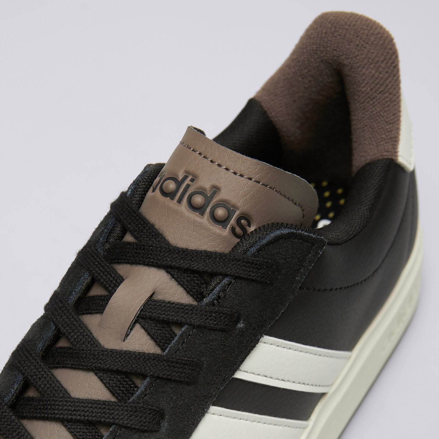 Buty sportowe męskie ADIDAS GRAND COURT 2.0 jh8689 kolor czarny