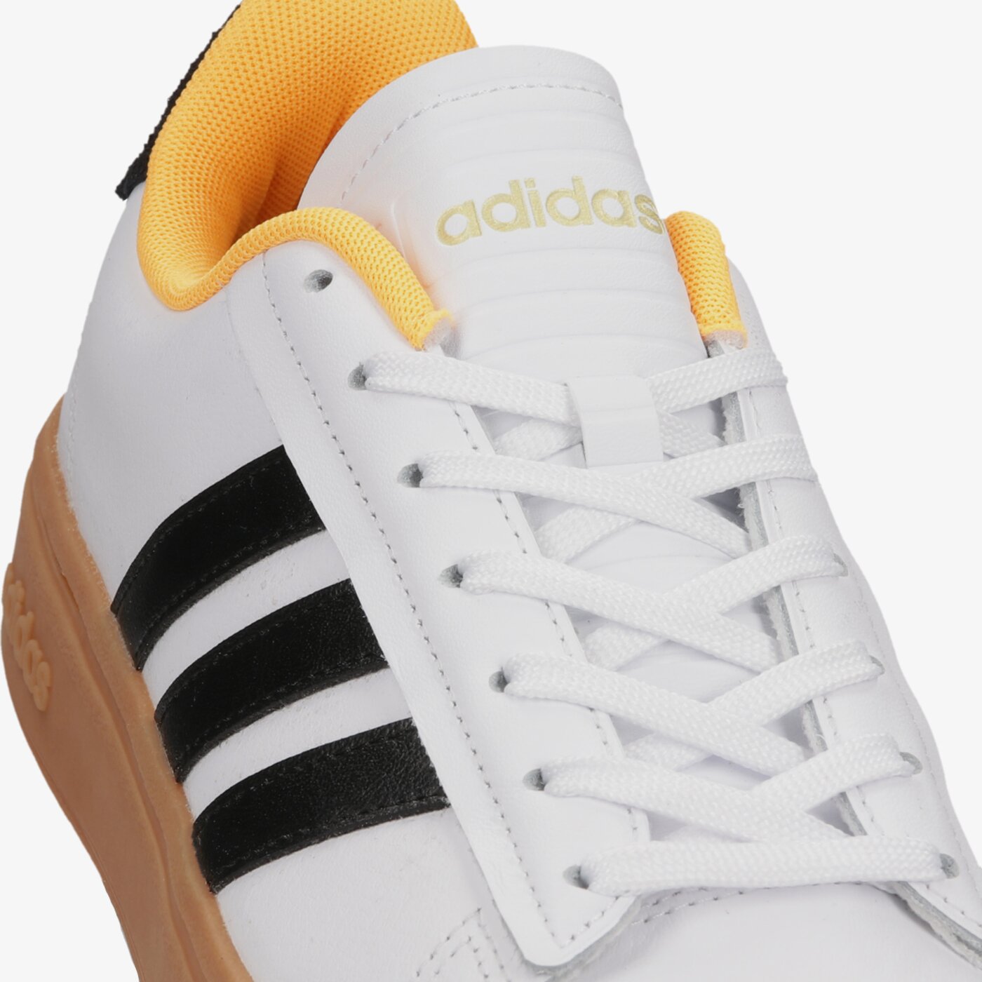 ADIDAS GRAND COURT ALPHA (GX8165) Damskie | cena 215,99 PLN, kolor biaÅy | Buty lifestyle adidas