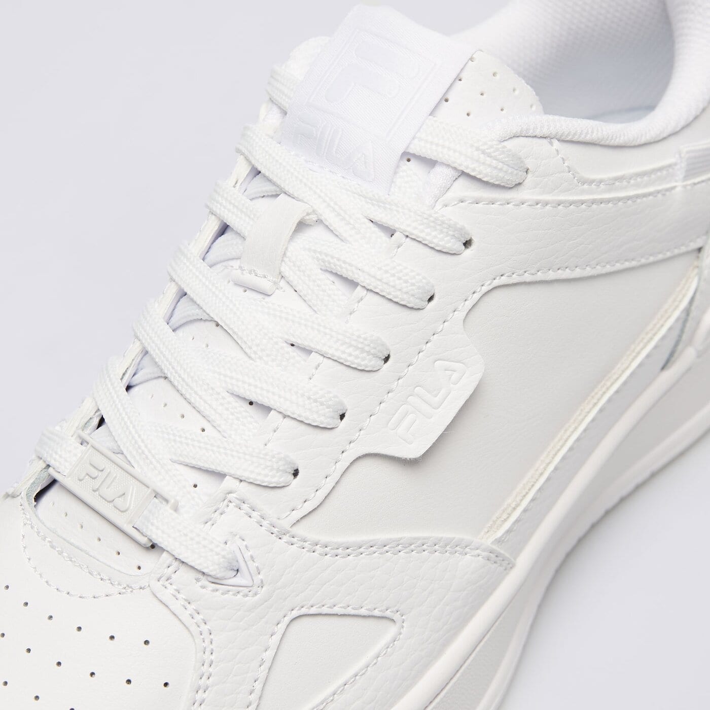 Buty sportowe męskie FILA SKYPASS LOW 1bm02438100 kolor biały