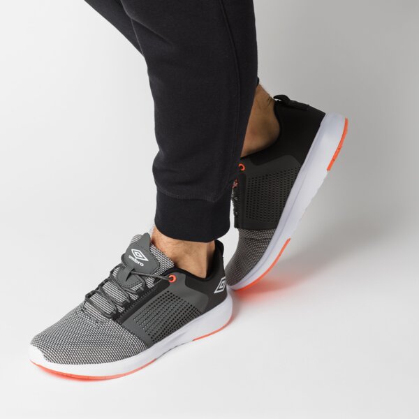 Buty sportowe męskie UMBRO MATASA ummd118008 kolor szary