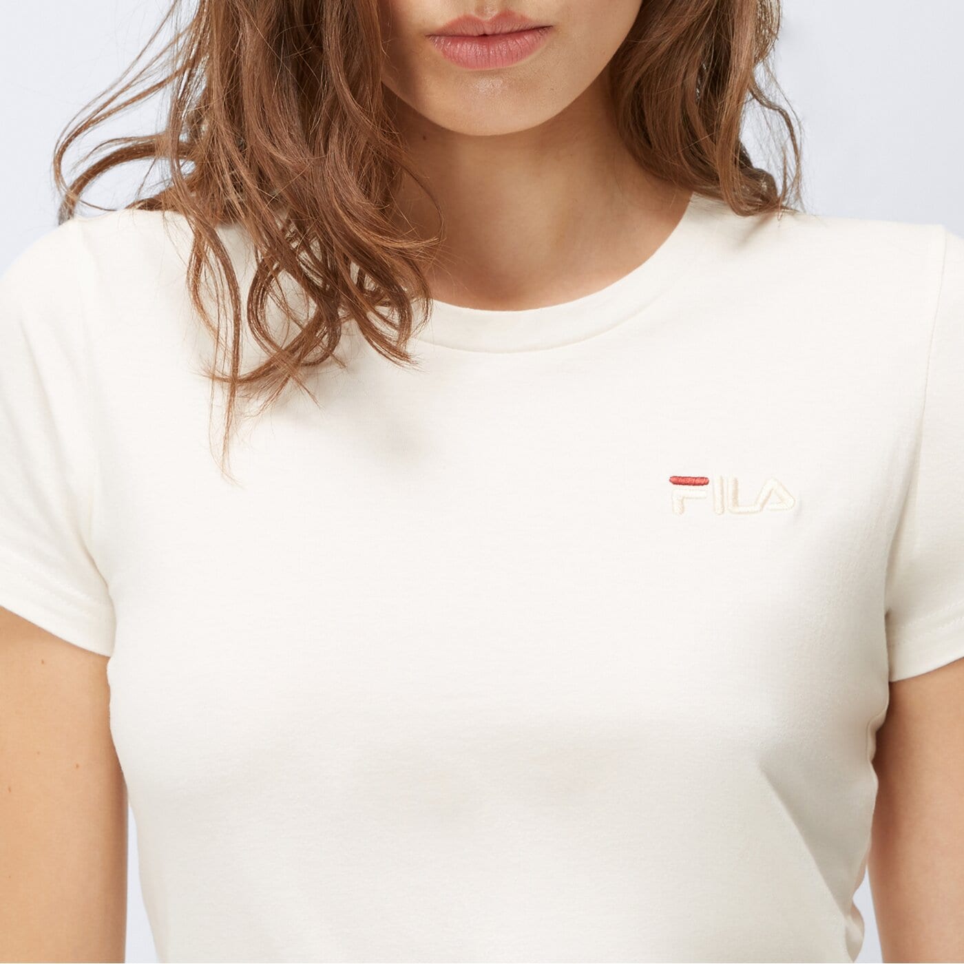 Koszulka damska FILA T-SHIRT CECILOO fw22spw510130 kolor beżowy