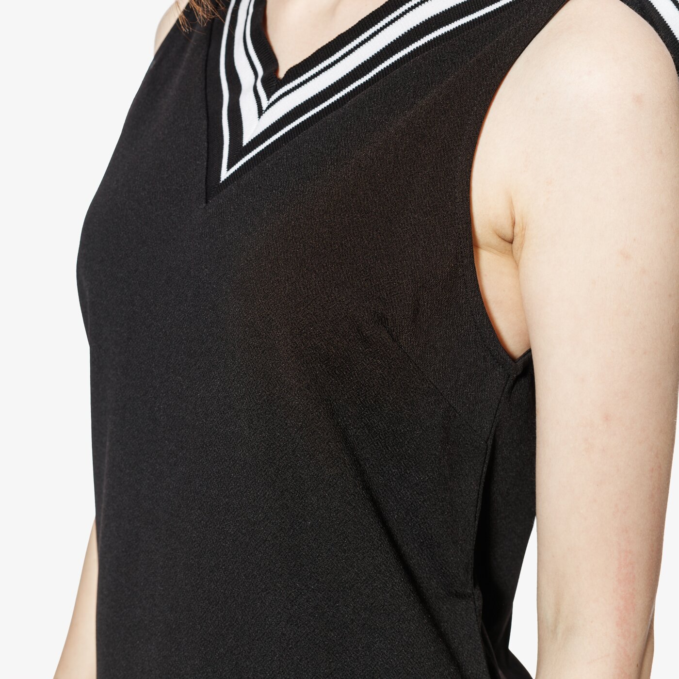 Sukienka damska LOTTO SUKIENKA GLAMOUR lo18sud13001 kolor czarny