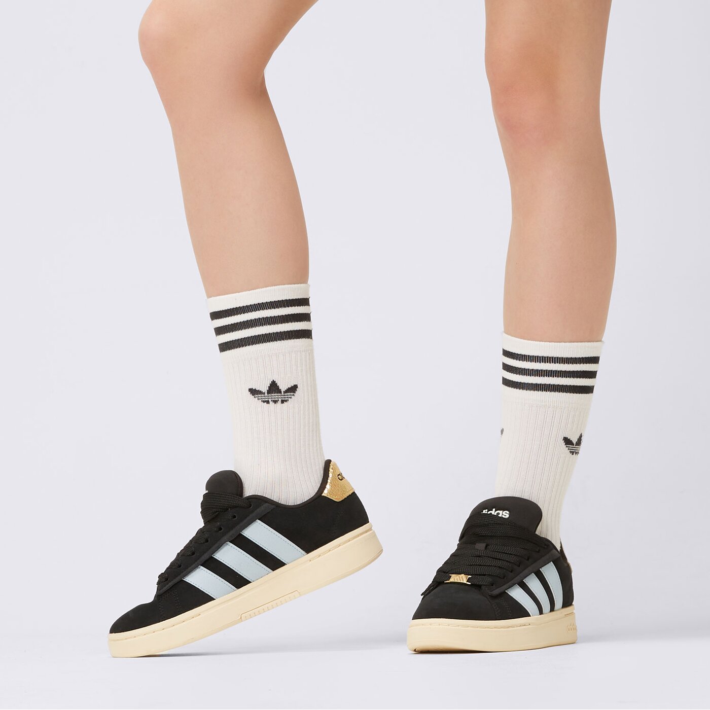 Buty sportowe damskie ADIDAS GRAND COURT ALPHA 00S jh8671 kolor czarny