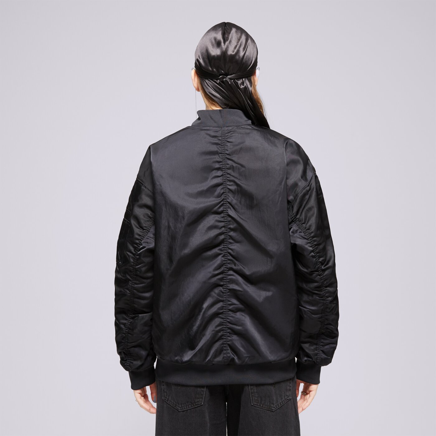 Kurtka przejściowa damska NIKE KURTKA W NSW NIKE VRSTY BMBR JKT dv7876-010 kolor czarny