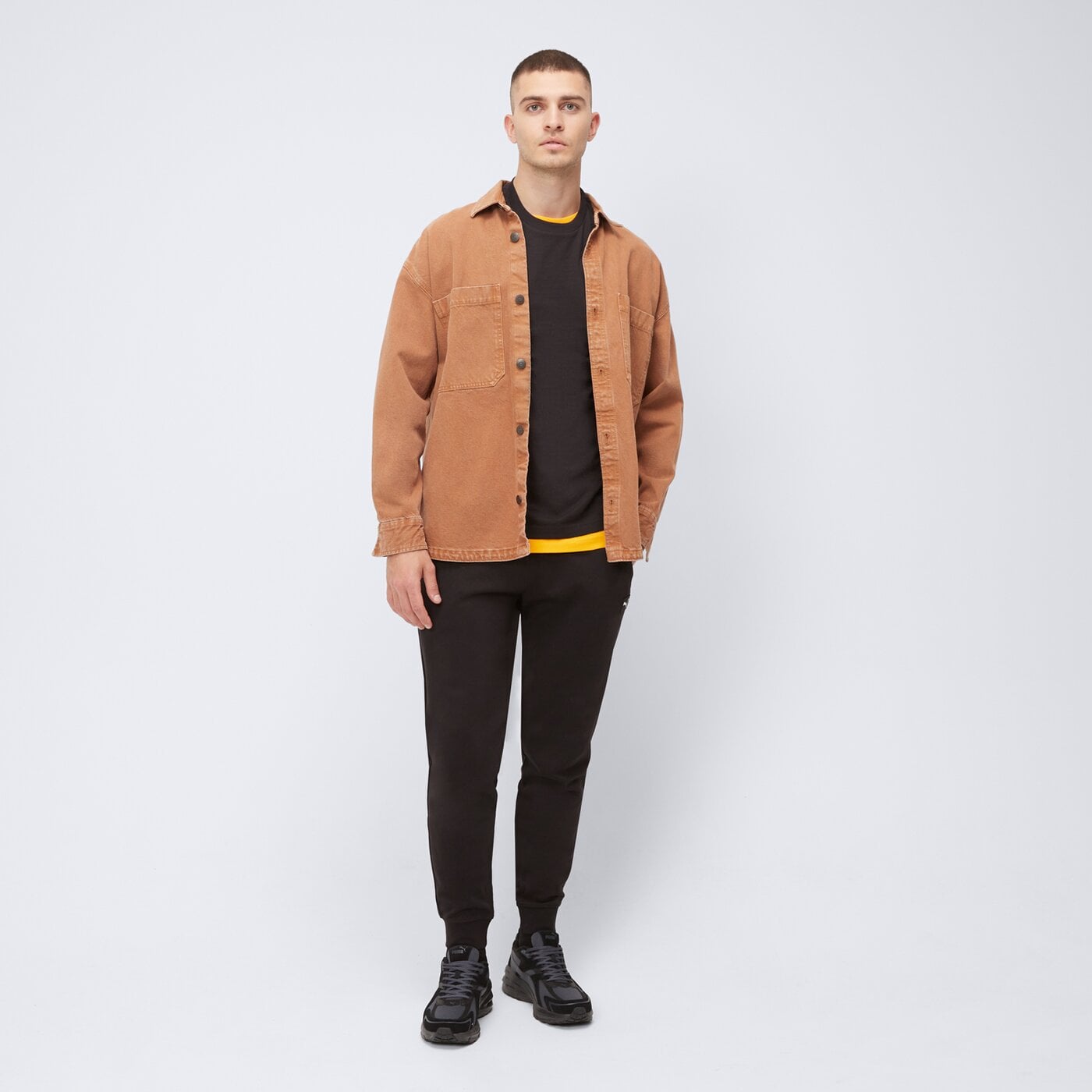 Koszulka męska PUMA T-SHIRT ESS ELEVATED 68472601 kolor czarny