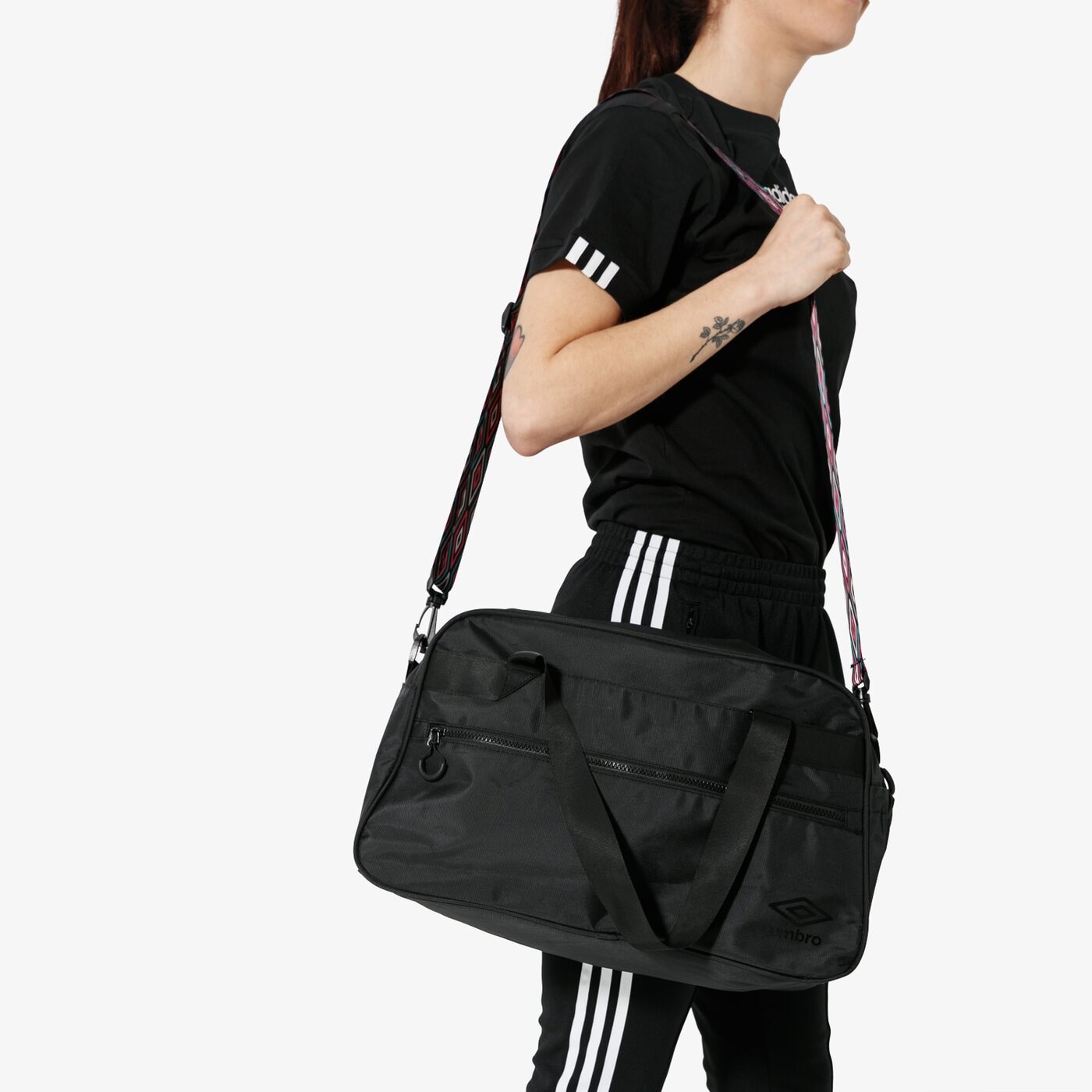 Torba sportowa damska UMBRO TORBA BOUNDJI ul19tod03001 kolor czarny