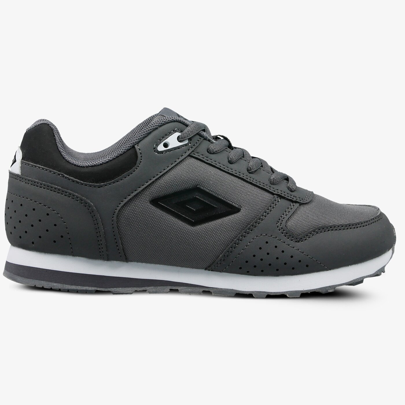 umbro follow wmns iii
