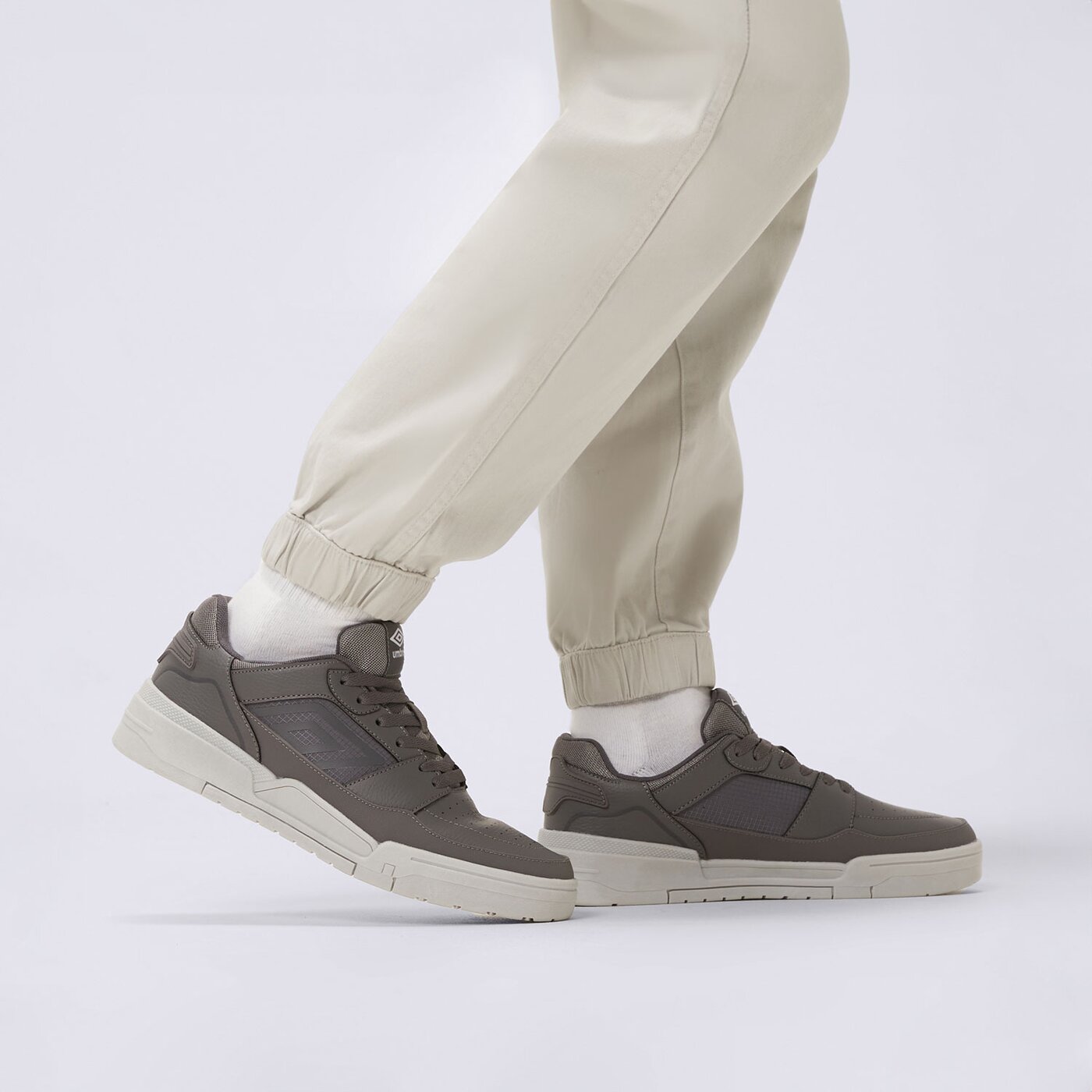 Buty sportowe męskie UMBRO KIRBY umml224006 kolor szary