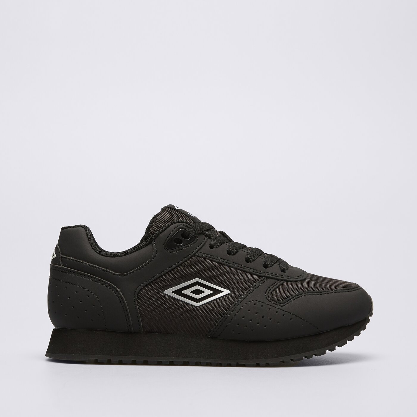 umbro follow wmns iii