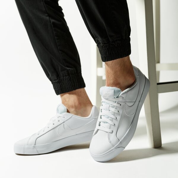 Buty sportowe męskie NIKE COURT ROYALE AC bq4222-101 kolor biały