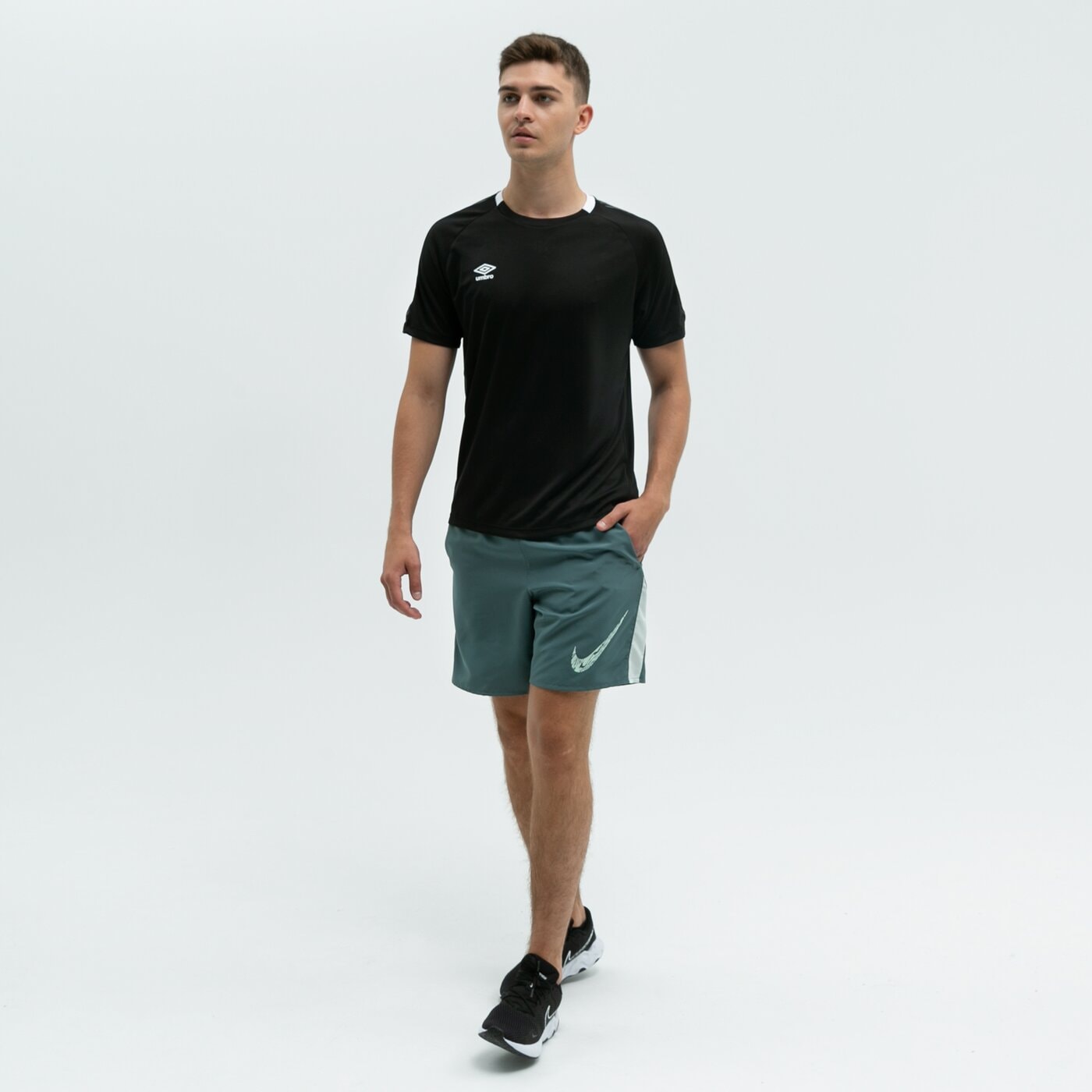 Koszulka męska UMBRO T-SHIRT FW CREW TRAINING JERSEY 65856u-060 kolor czarny