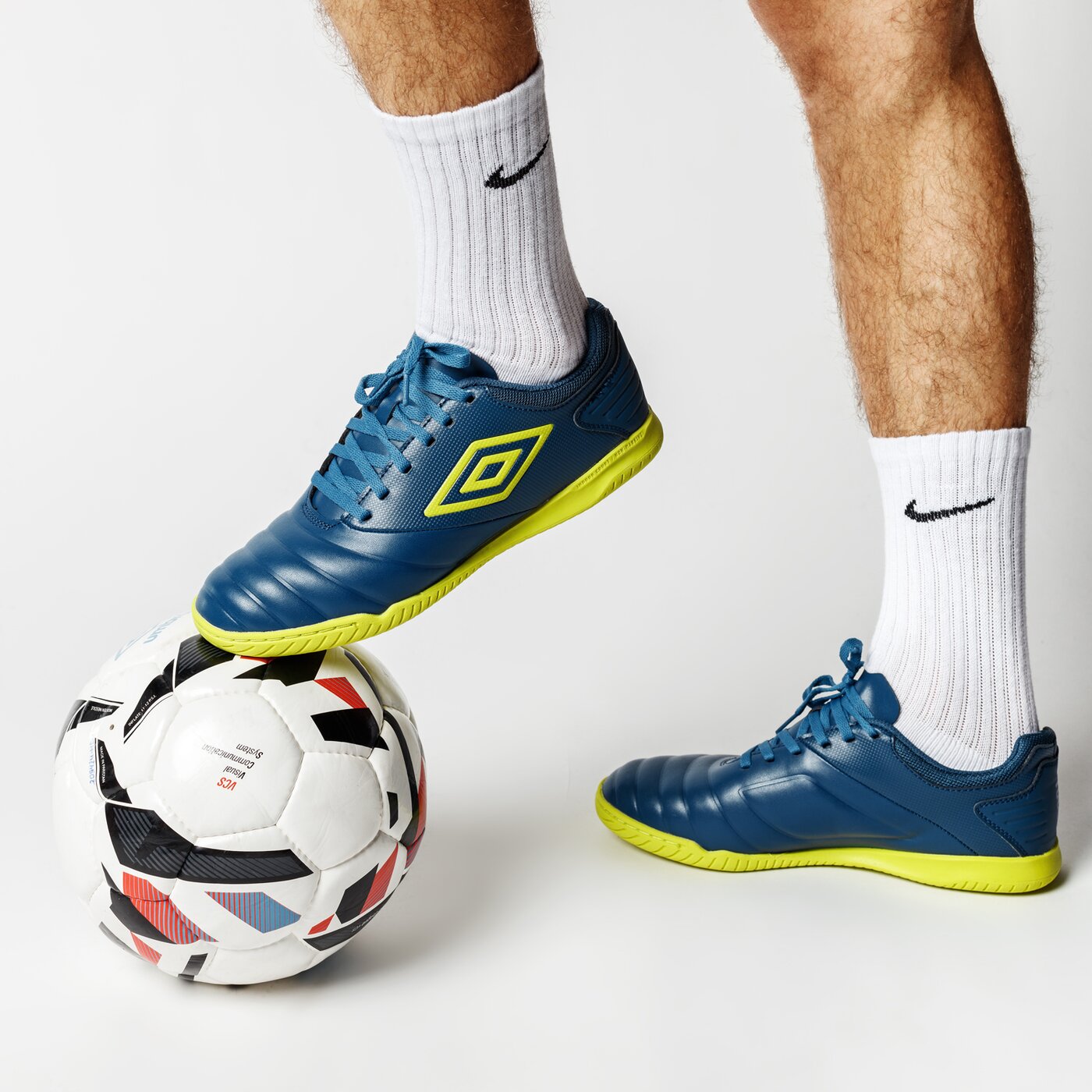 Buty piłkarskie męskie UMBRO TOCCO CLUB IC 81657u-jm8 kolor niebieski