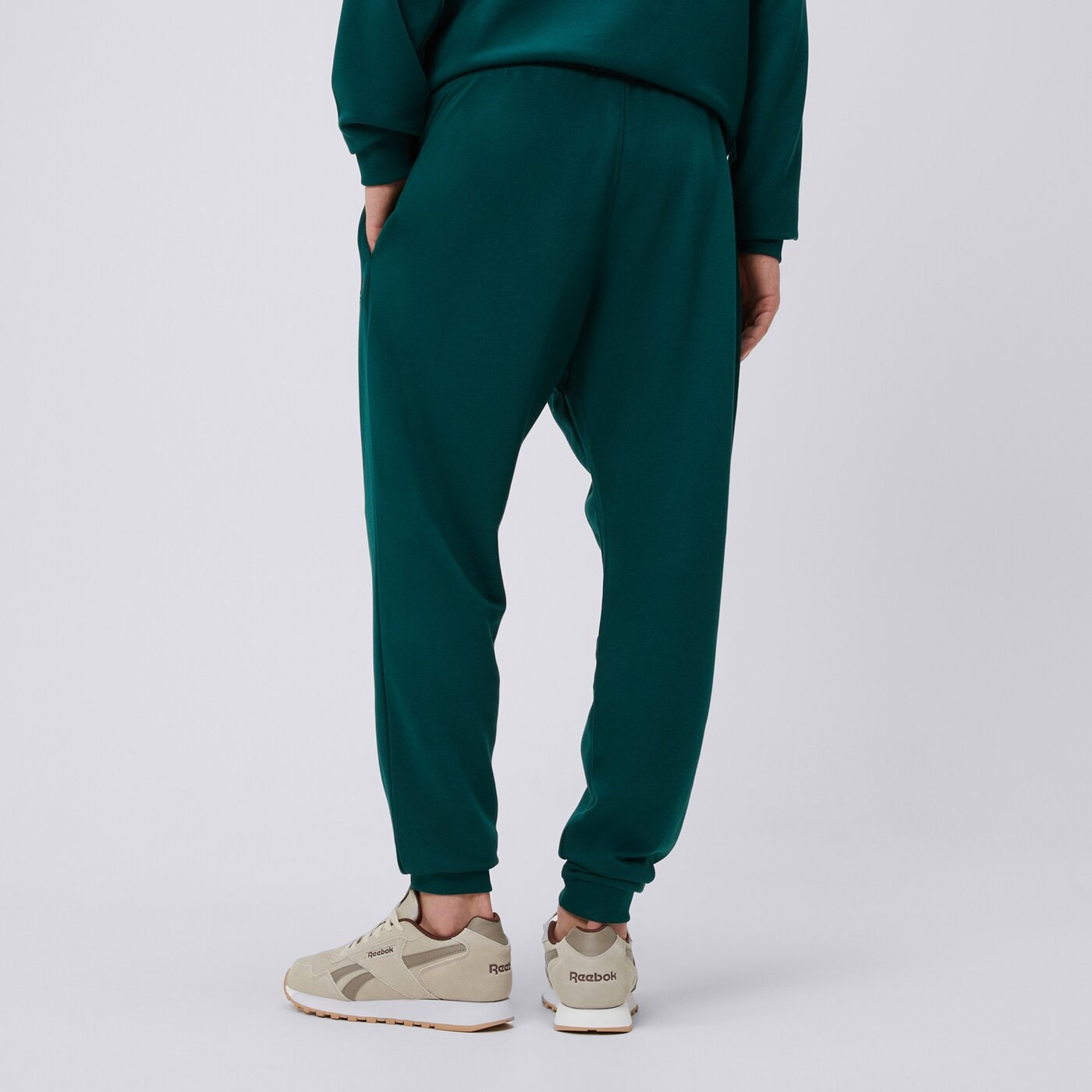 Spodnie dresowe męskie REEBOK SPODNIE IDENTITY SMALL LOGO FT JOGGER 100217213 kolor zielony