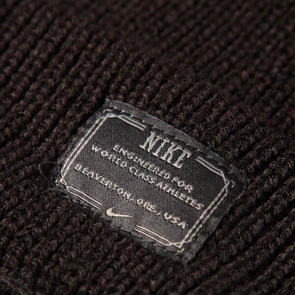 Czapka zimowa damska NIKE CZAPKA FISHERMAN BEANIE 573633010 kolor czarny
