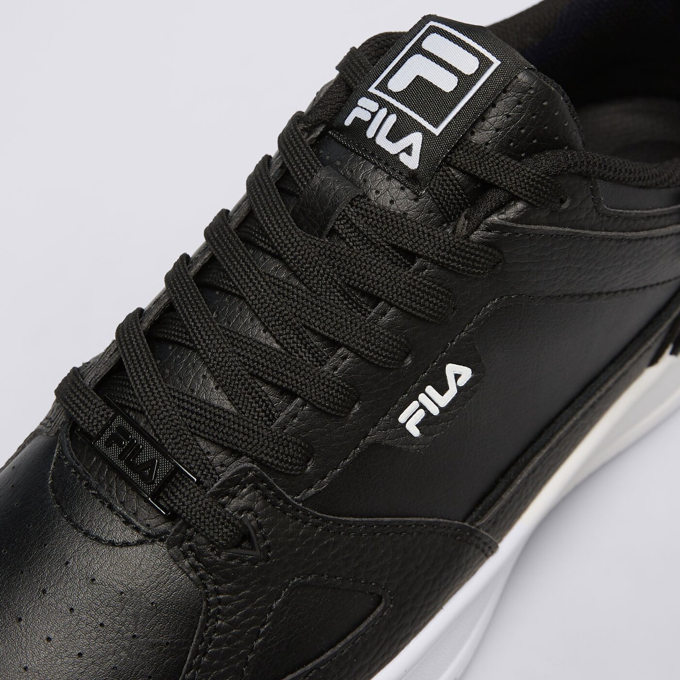 Buty sportowe męskie FILA SKYPASS LOW 1bm02438003 kolor czarny