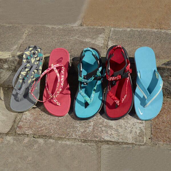 Klapki damskie NIKE WMNS SOLARSOFT THONG SL  431872004 kolor szary