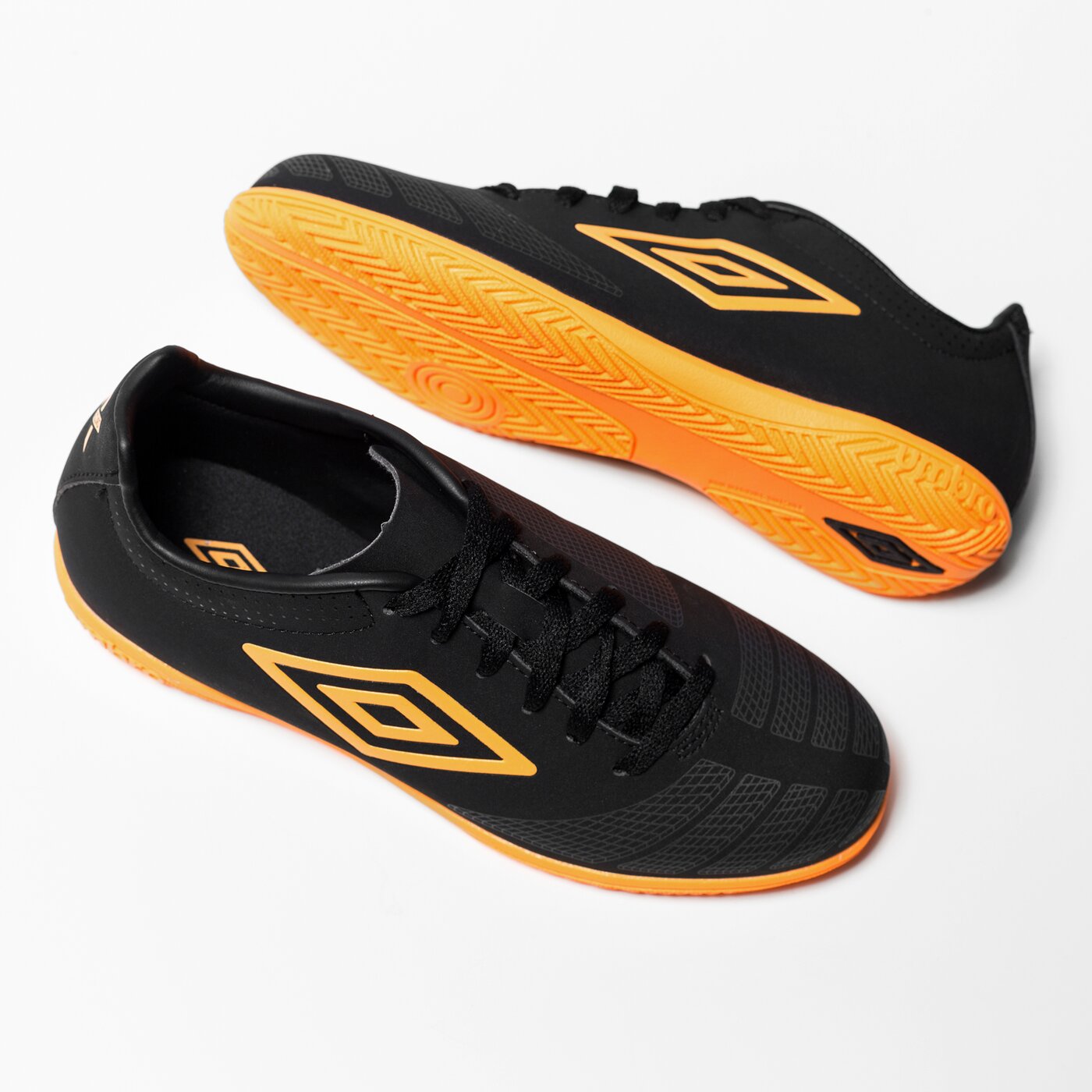 Buty piłkarskie dla dzieci UMBRO UX ACCURO CLUB IC JNR 81190ueqf kolor czarny