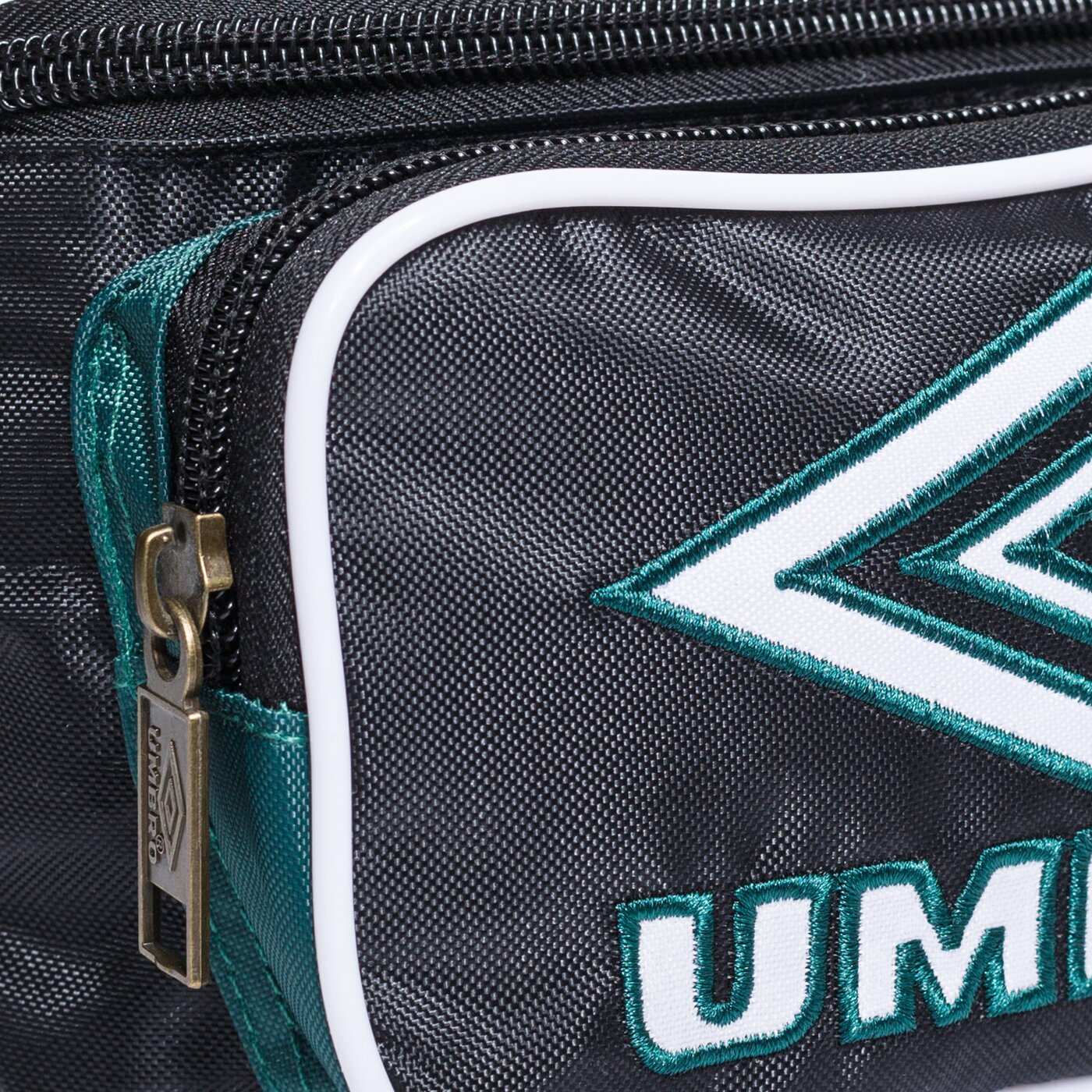 Nerka (saszetka na pas) damska sportowa UMBRO NERKA RETRO WAISTBAG 30776u-jq3 kolor czarny