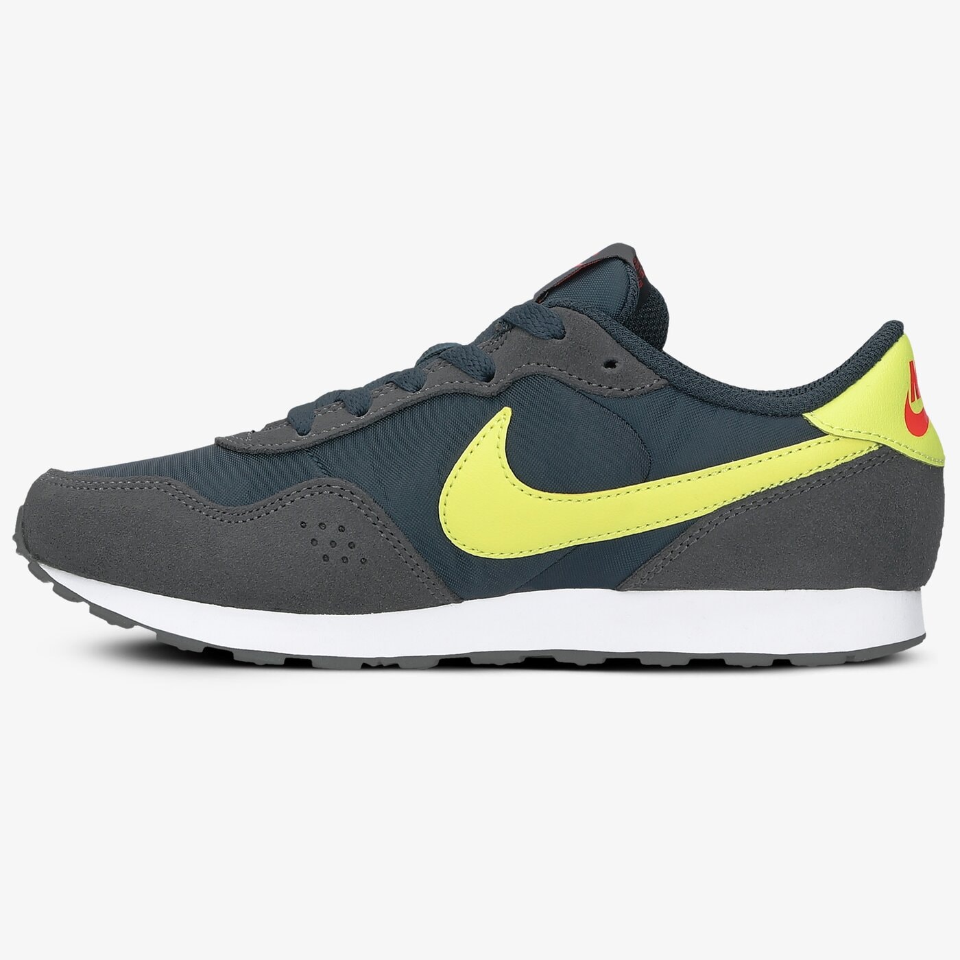 Buty dziecięce NIKE MD VALIANT cn8558-400 kolor granatowy