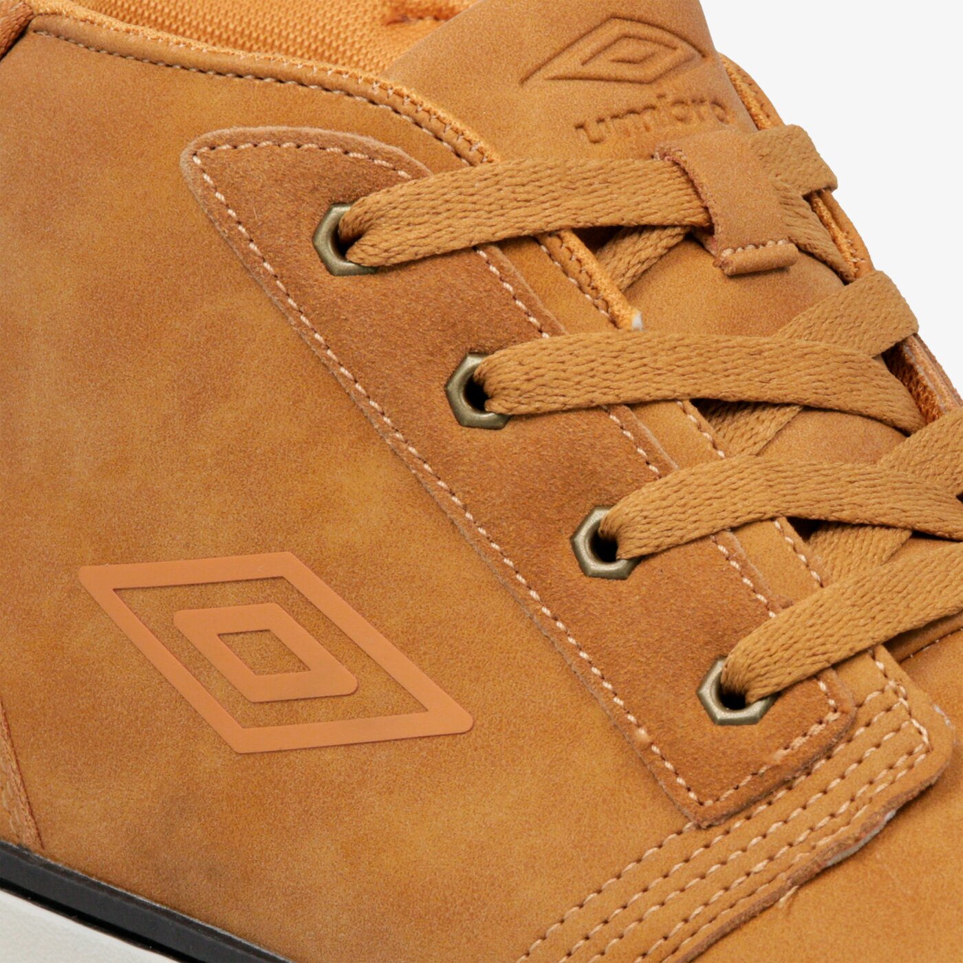 Buty outdoor męskie UMBRO KENT ummc218002 kolor brązowy