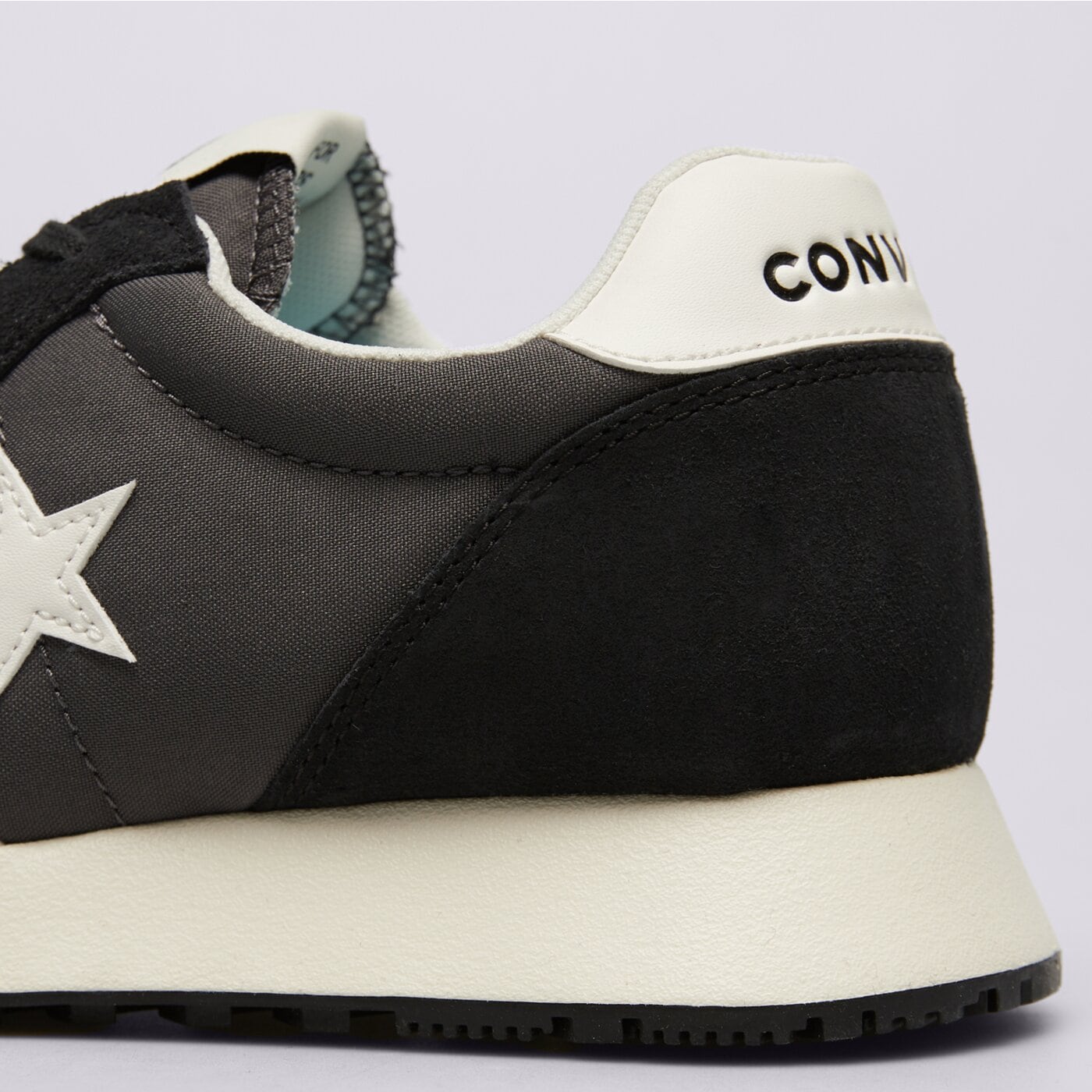 Buty sportowe męskie CONVERSE OMEGA TRAINER  a13378c kolor czarny